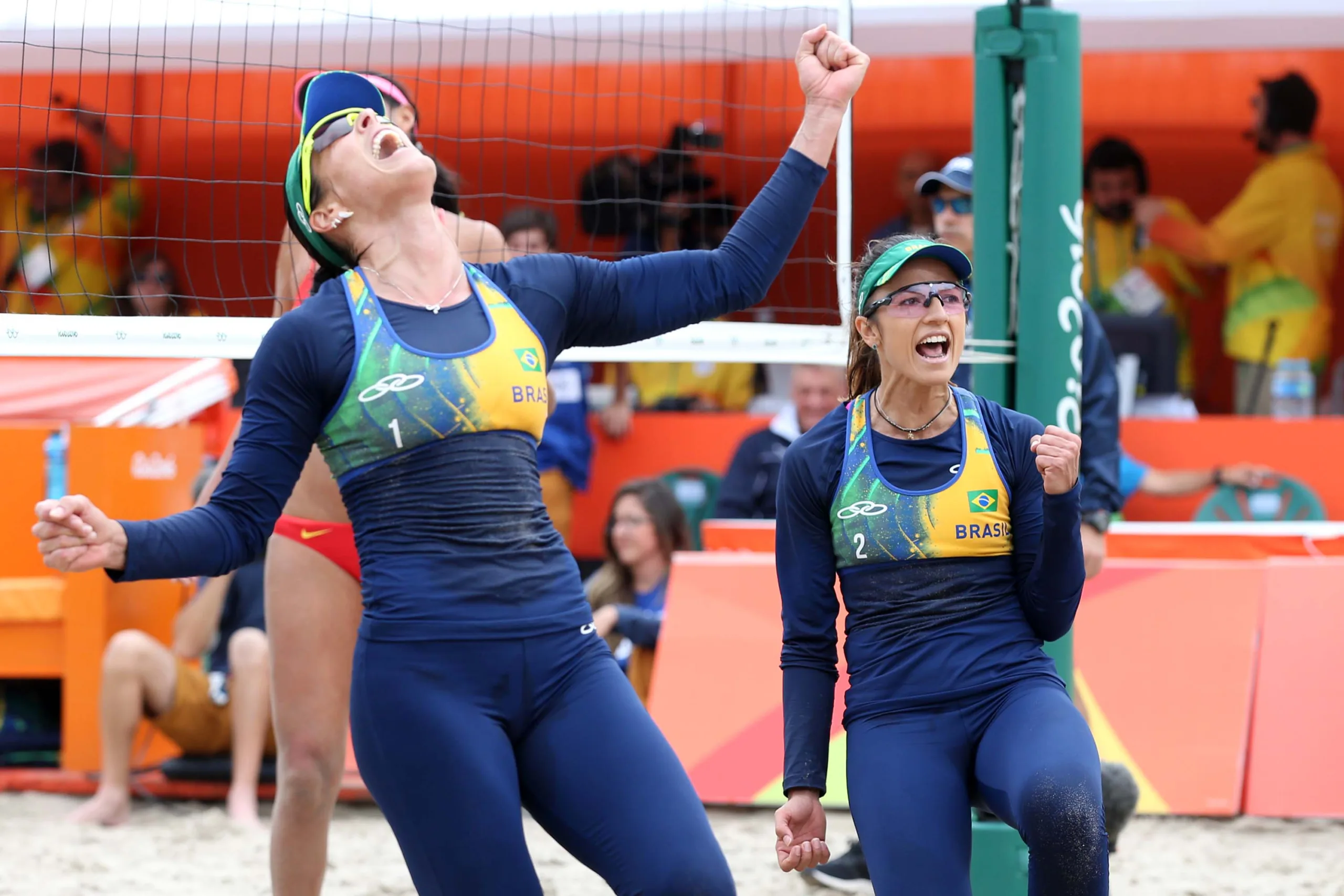 Ágatha/Bárbara Seixas já projeta final brasileira no vôlei de praia