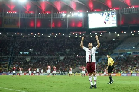 RIO DE JANEIRO, RJ – 31.05.2015: FLAMENGO-FLUMINENSE. Fred do Fluminense comemora seu gol durante partida pelo Brasileirão 2015 no Estádio Maracana. Foto: Heuler Andrey/DiaEsportivo