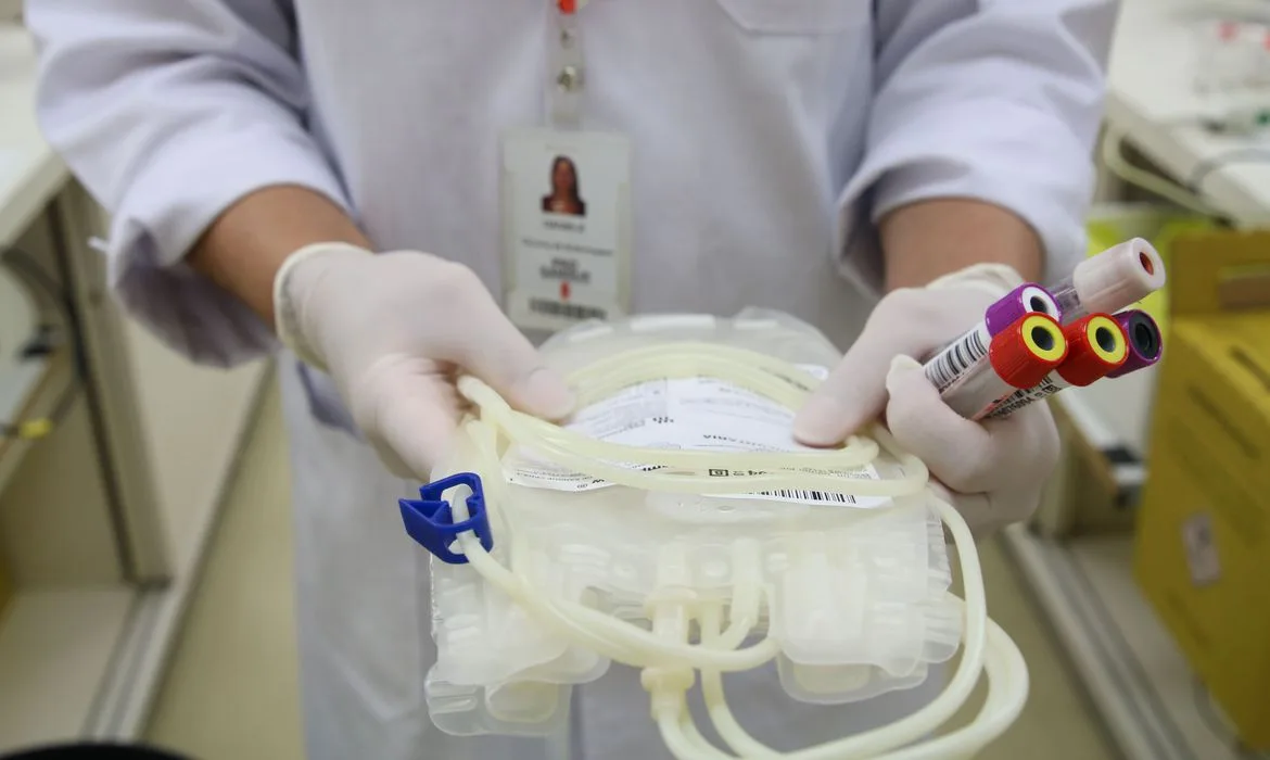 Doadores no centro de coleta da Fundação Pró-Sangue Hemocentro São Paulo