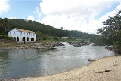 Tragédia: Quatro irmãos morrem afogados em cachoeira de São Mateus