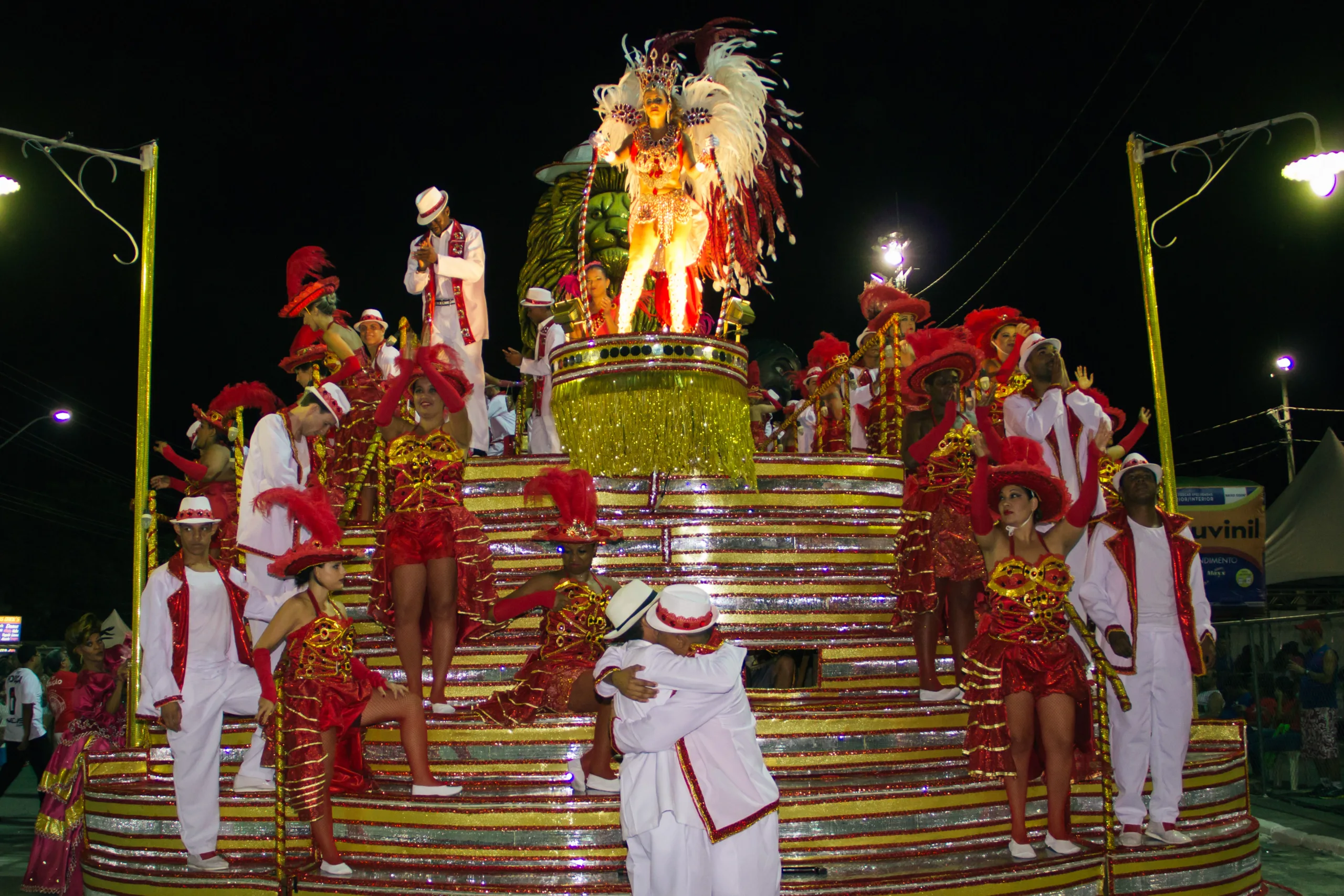 Ensaio show agita a quadra da MUG em Vila Velha