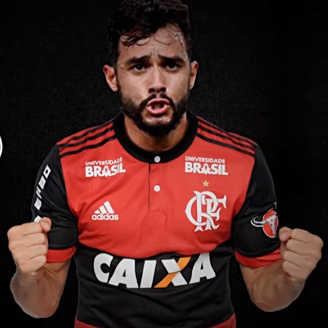 Henrique Dourado elogia trabalho de interino no Flamengo: 'Inteligência enorme'