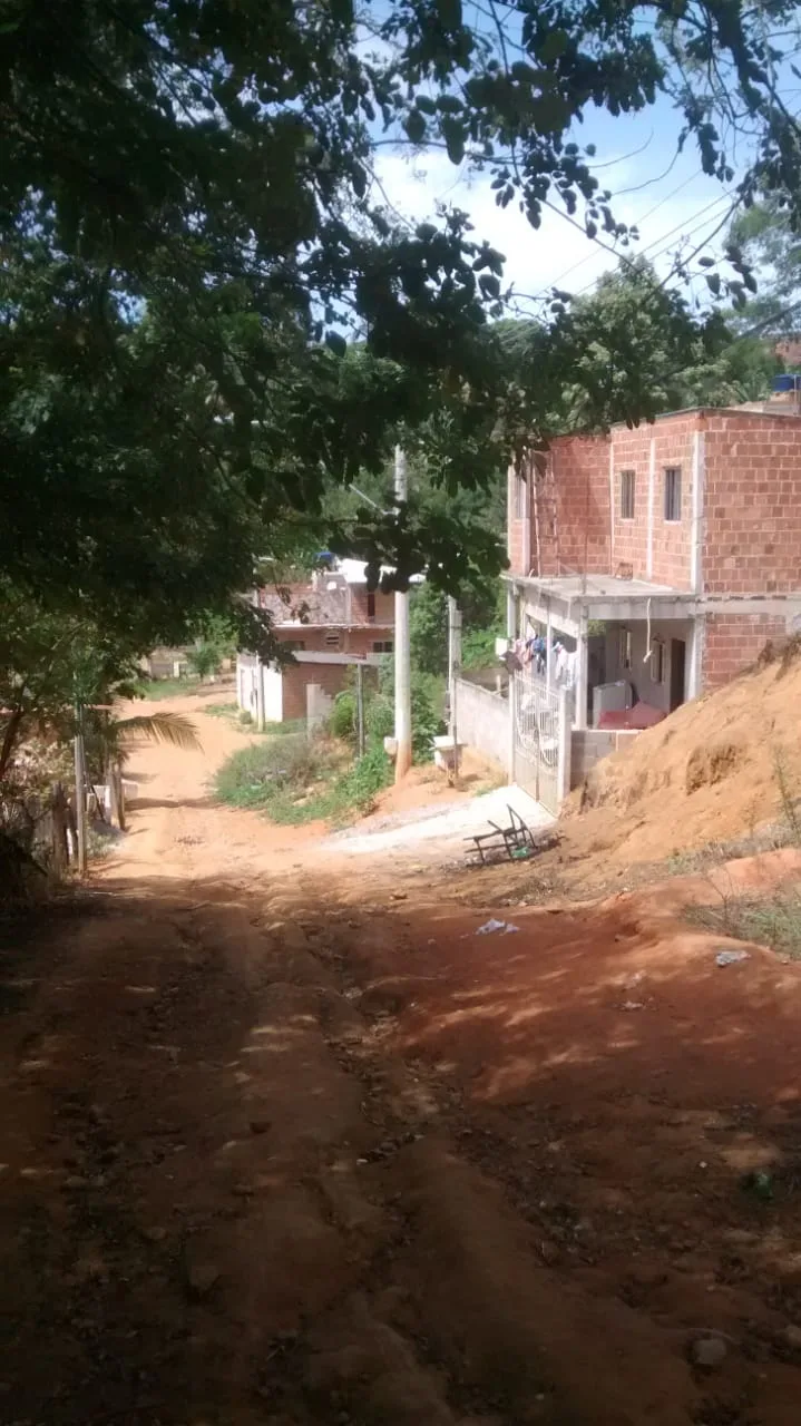 Condições de rua em São Gabriel geram reclamações de moradores de Guarapari