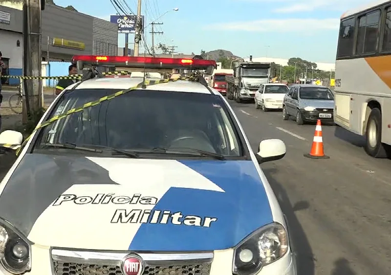 Homem é assassinado a tiros em calçada na BR 262, em Viana