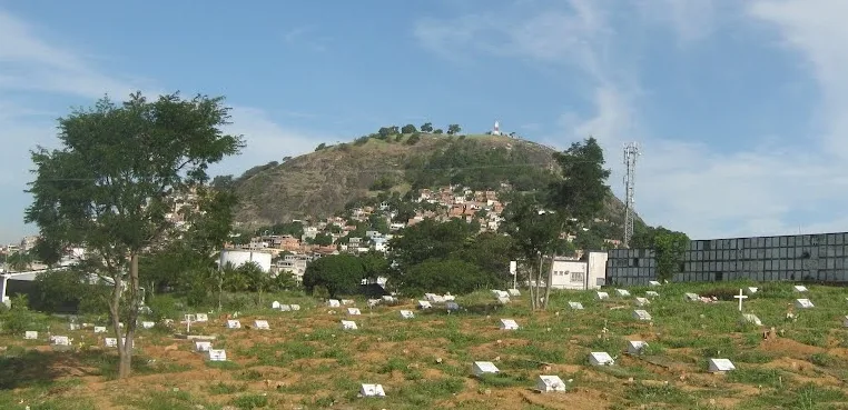 Cemitérios de Vitória adotam medidas de prevenção à covid-19 para visitas do Dia dos Pais