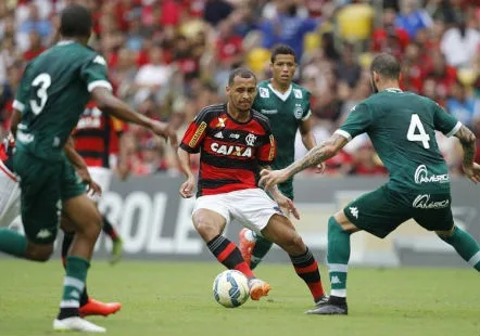 Flamengo goleia Goiás e quebra jejum após ficar quatro partidas sem marcar