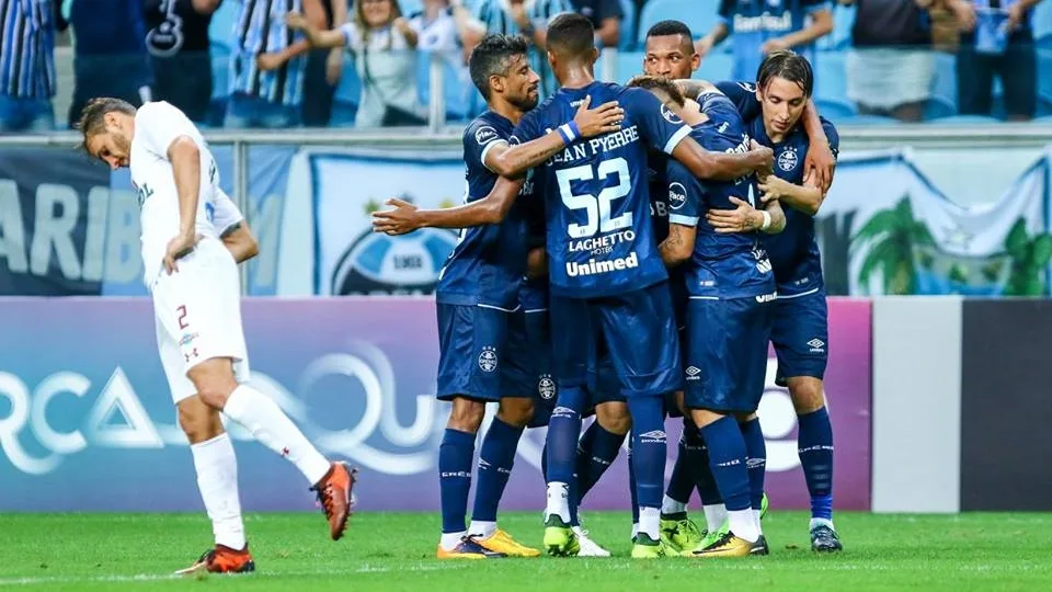 Renato exalta vitória do Grêmio com time desfalcado e minimiza futebol sem brilho