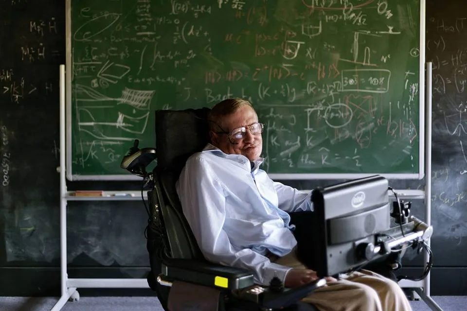 Morre físico Stephen Hawking aos 76 anos