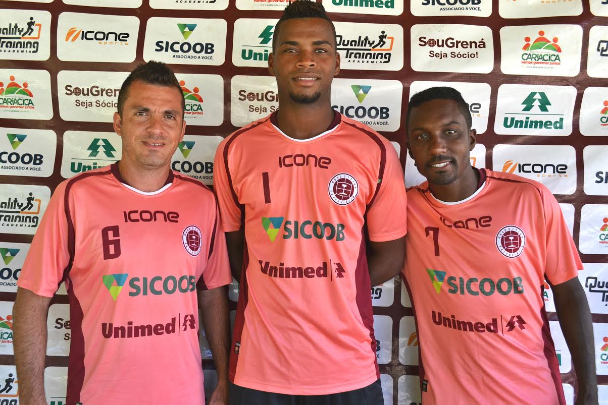 Desportiva apresenta mais três reforços para a temporada 2015