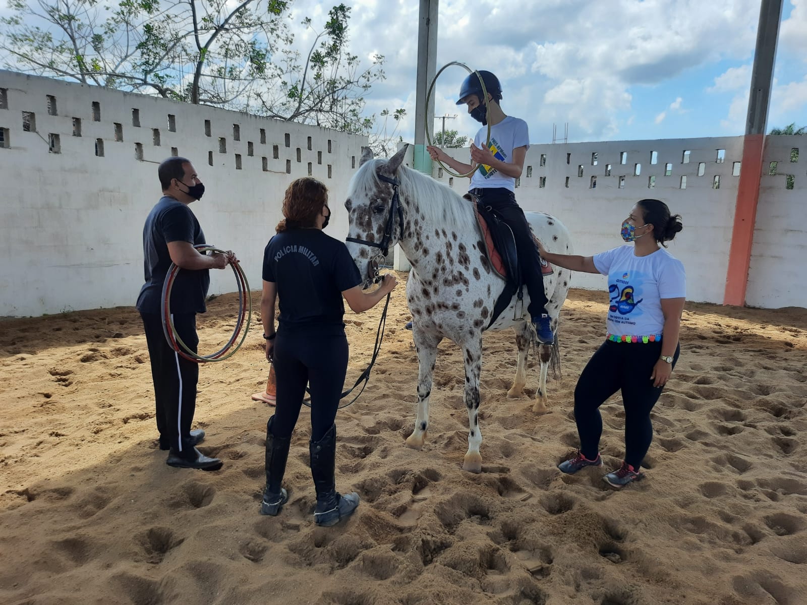 Uma estrela-guia no horizonte: projeto social de equoterapia da PMES é parceiro da AMAES