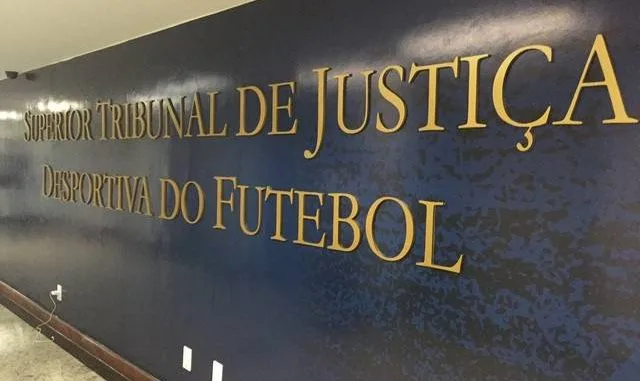 Tribunal Desportivo absolve Brasil-RS de quebrar fair-play financeiro e Londrina fica na Série C