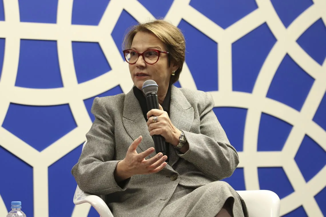 A ministra da Agricultura, Pecuária e Abastecimento, Tereza Cristina, fala sobre a importância dos países árabes na agricultura brasileira, durante palestra na Câmara de Comércio Árabe-Brasileira.