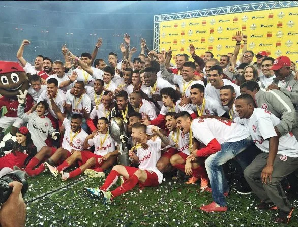 Argel vibra com título do Internacional no Campeonato Gaúcho: "Hexa é diferente"