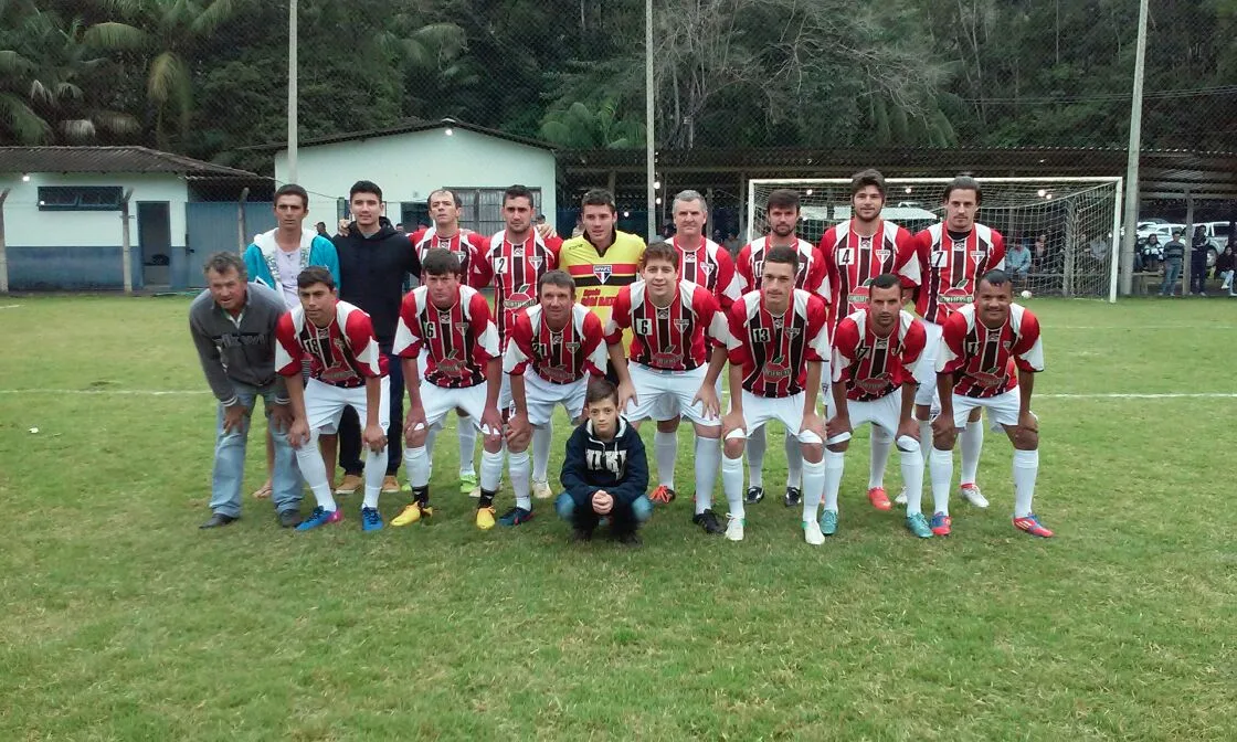 Futebol capixaba: semifinal do Campeonato Distrital em Domingos Martins