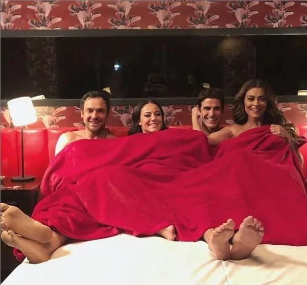 Atores relembram o polêmico "Noronhe-se" ao publicar foto juntos na cama