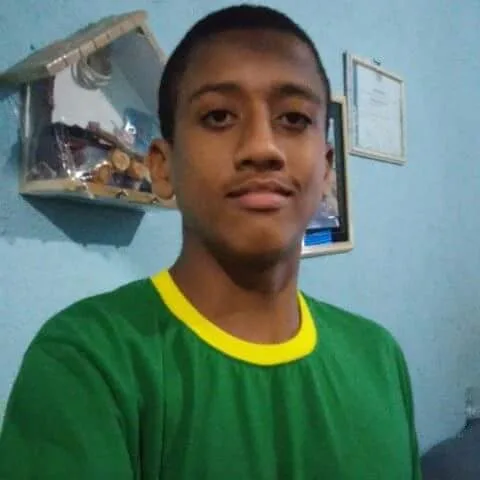 Aluno de 16 anos passa mal e morre em escola de Anchieta