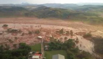 Após tragédia, prefeitura de Mariana cancela eventos do fim de semana