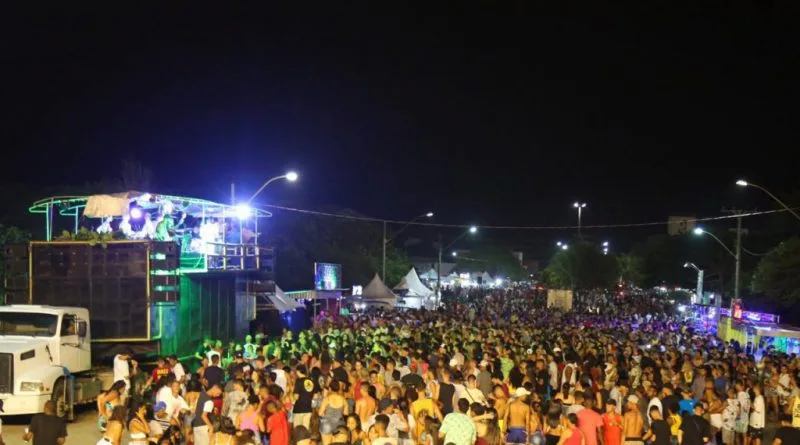 (sábado) Confira a programação de Carnaval para os balneários de Linhares