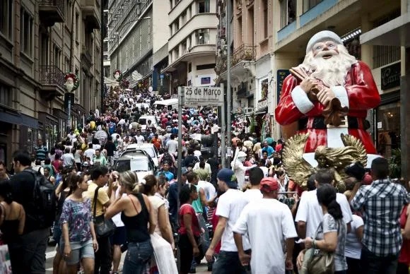 Shoppings preveem aumento de 7% nas vendas de Natal, diz Abrasce