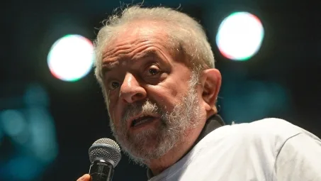 Justiça Federal vai fechar fórum para Moro interrogar Lula