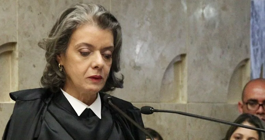 Cármen Lúcia: Sem Poder Judiciário forte, livre e imparcial, não há democracia