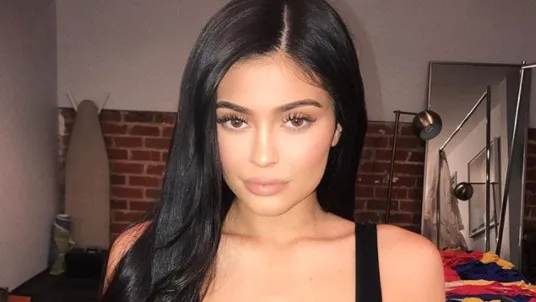 Tuíte de Kylie Jenner faz empresa perder mais de R$ 4 bilhões