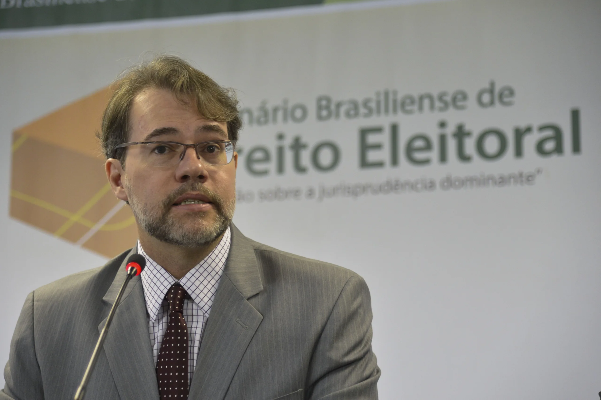 O presidente do TSE, Dias Toffoli, participa da abertura do Seminário Brasiliense de Direito Eleitoral (Wilson Dias/Agência Brasil)