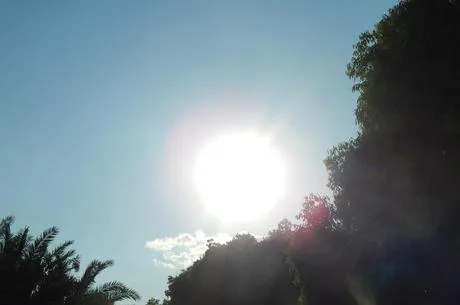 Em apenas um dia, Vitória registra duplo recorde de calor