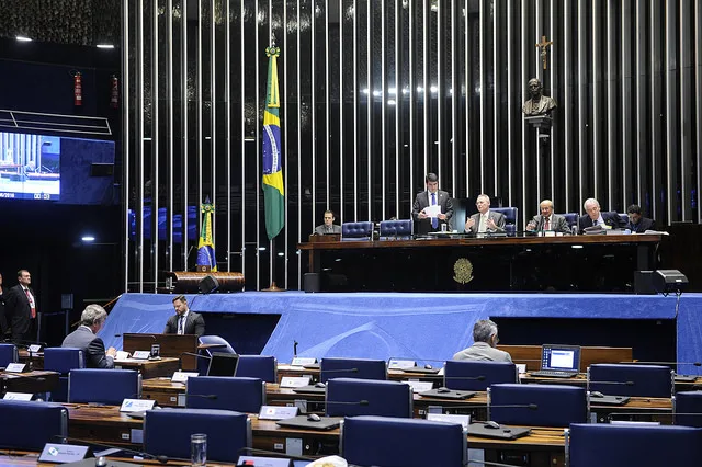 Disputa entre Senado e Câmara atrasa Lei das Estatais