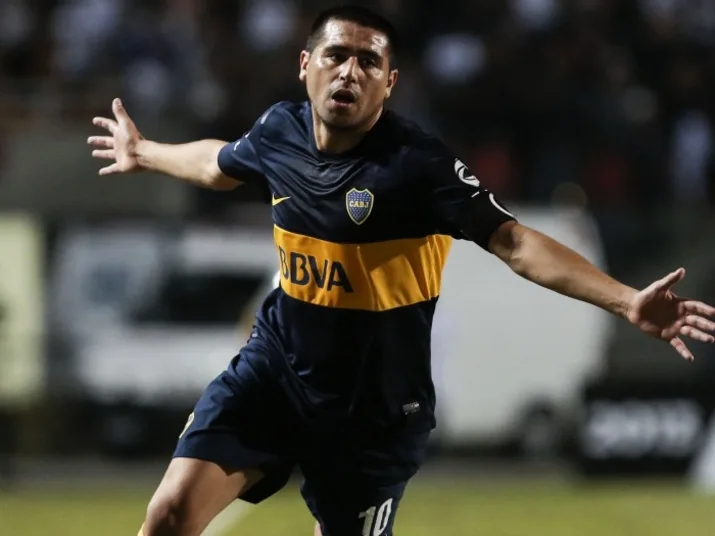 SP – LIBERTADORES/CORINTHIANS X BOCA JUNIORS – ESPORTES – Riquelme, do Boca Juniors, da Argentina, comemora o seu gol, durante a partida contra a equipe do Corinthians, válida pelas oitavas de final da Copa Libertadores da América 2013, realizada no Estádio Paulo Machado de Carvalho (Pacaembu), em São Paulo, nesta quarta-feira (15). 15/05/13 – Foto: […]