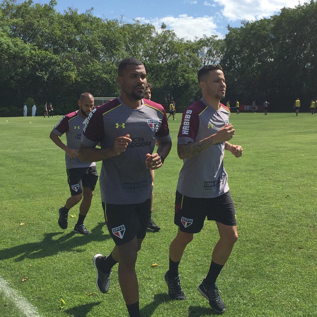 São Paulo tem desfalques no ataque para enfrentar a Chapecoense