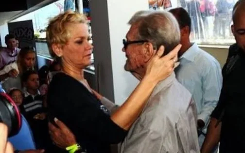 Estado de saúde do pai de Xuxa piora e apresentadora pede orações nas redes sociais