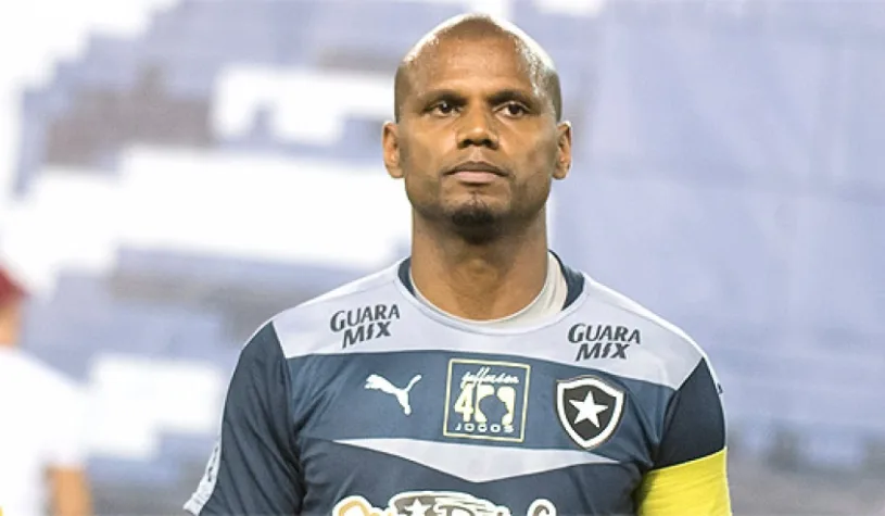 Jefferson se diz ansioso por recorde pelo Botafogo: 'Vai ser um dia diferente'