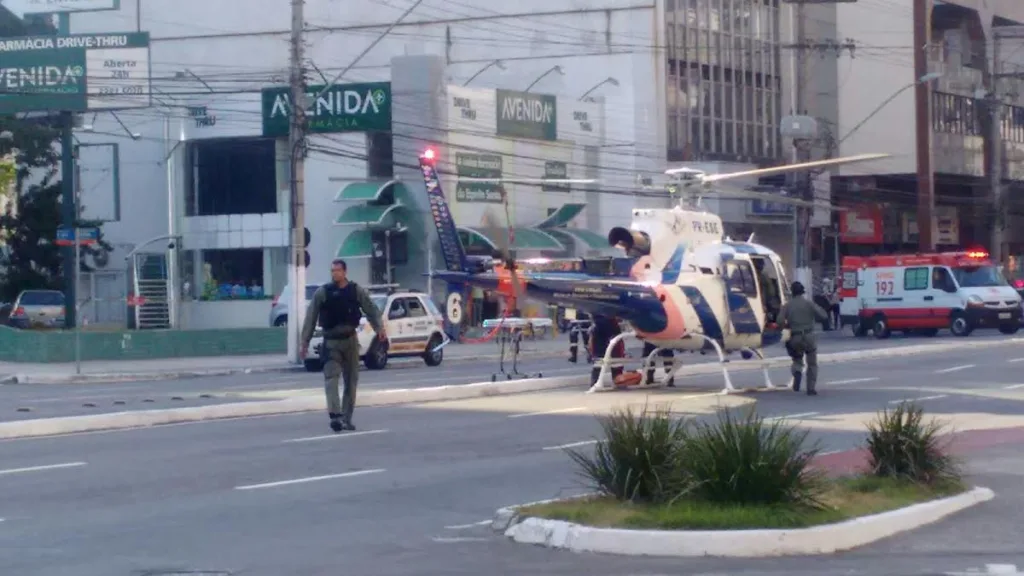 Após grave acidente, morre pai de criança resgatada por helicóptero da PM na Reta da Penha