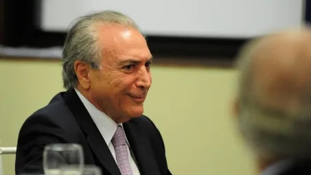 Há grande interesse de empresários brasileiros de investir na Índia, diz Temer