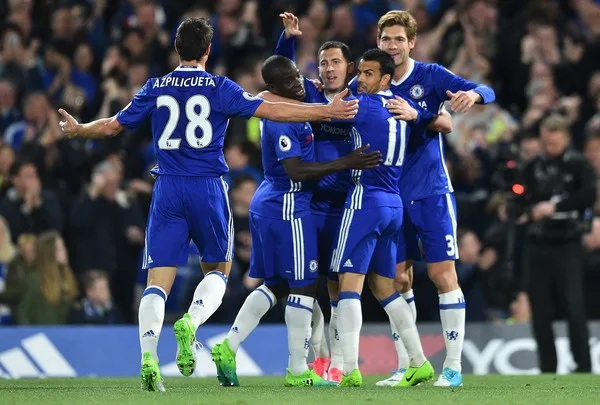 Chelsea derrota Bournemouth e mantém folga na liderança do Inglês