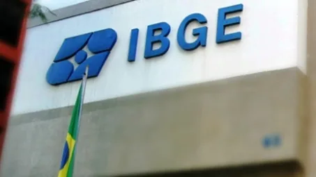 IBGE: País teve aumento de empresas ativas em 2015, mas total de empregados cai