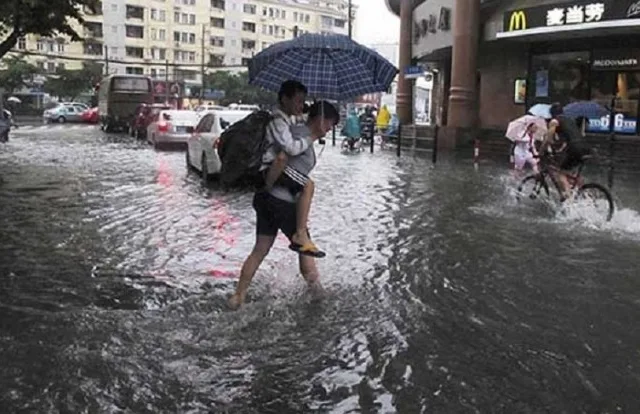 Tempestades no Sul da China deixam 18 mortos e quatro desaparecidos