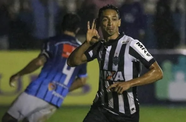 Após 1º gol, Ricardo Oliveira aposta em encaixe do Atlético-MG: 'Vai dar liga'