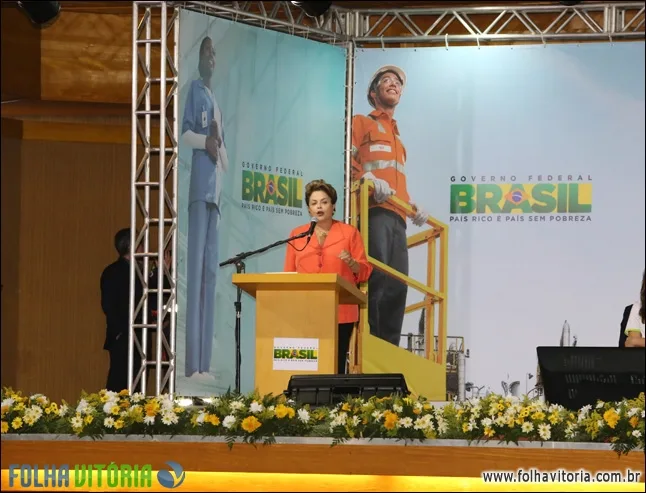 Em quatro horas de visita ao Estado, Dilma anuncia R$ 1,4 bi em investimentos para o ES