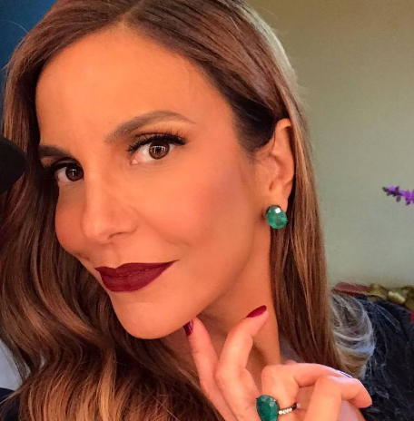 Homenageada por escola de samba, Ivete Sangalo impressiona integrantes com sua humildade