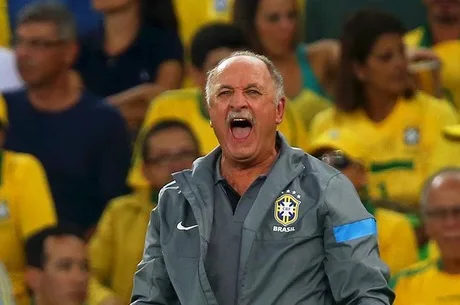 Luiz Felipe Scolari, técnico da Seleção Brasileira de futebol, durante partida contra a Espanha, válida pela final da Copa das Confederações 2013, no Brasil.