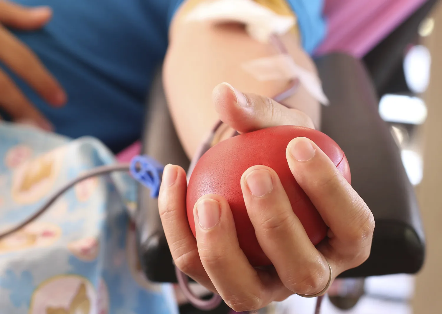 Com estoque baixo, Hemoes pede doações de sangue. Veja como doar!