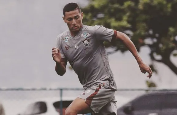 Richarlison diz que Fluminense ainda acredita em vaga na Libertadores