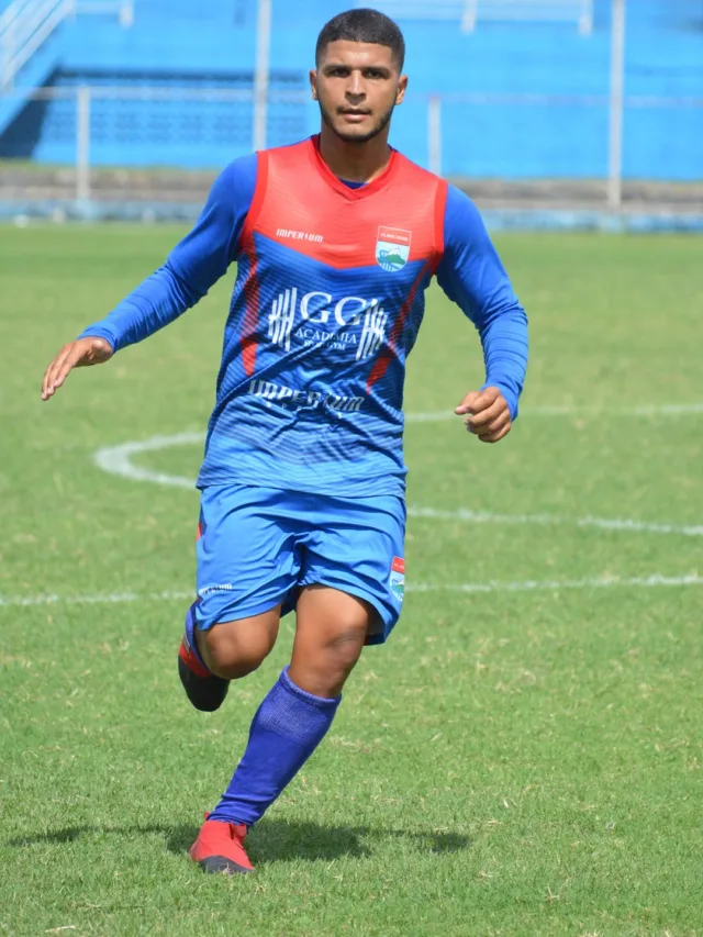 Ex-jogador de Espírito Santo FC e Tupy é assassinado em saída de boate em Vila Velha