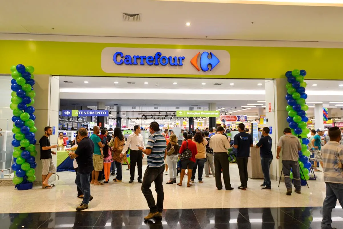 Carrefour retoma atividades no Estado e inaugura loja em Vila Velha