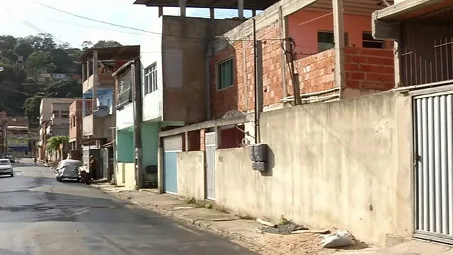 Adolescente é acusada de esfaquear a concunhada de 15 anos por causa de inveja em Vitória