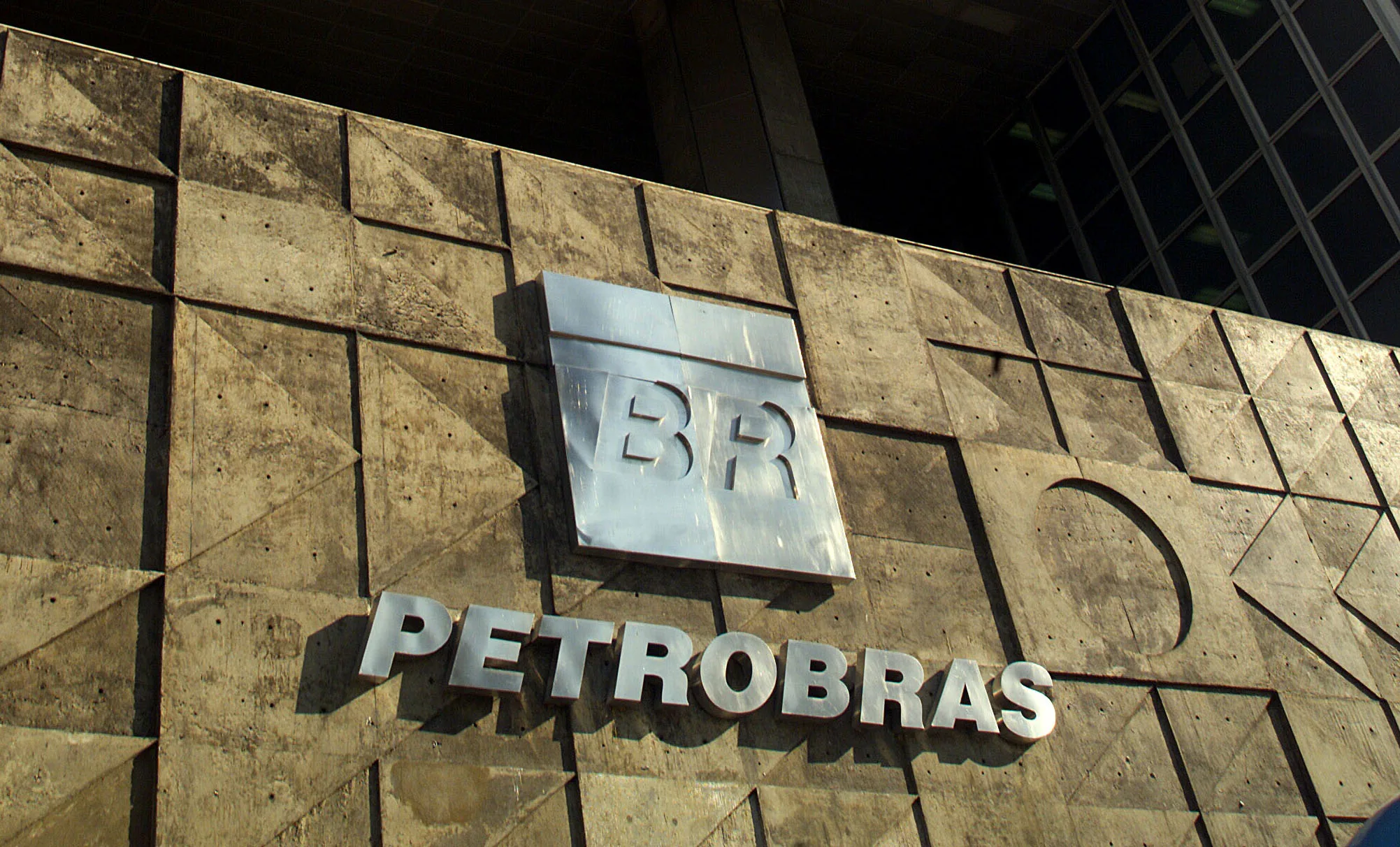 Petrobras recebe mais R$ 56 milhões recuperados pela Lava Jato