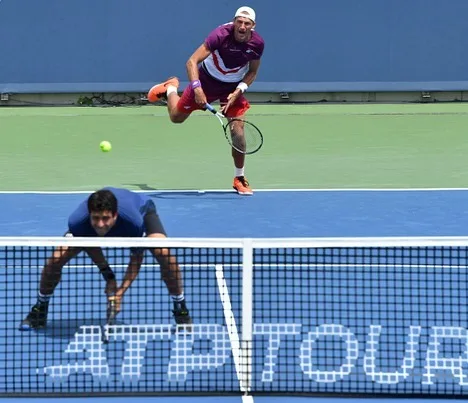 Por causa da chuva, jogo com Marcelo Melo é adiado para esta sexta-feira em Winston-Salem