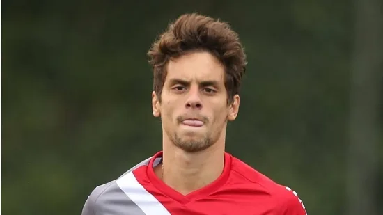 Rodrigo Caio desiste do Valencia e deve voltar ao Brasil